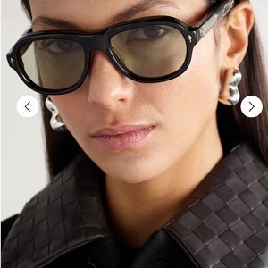 Elegant Black Sunglasses